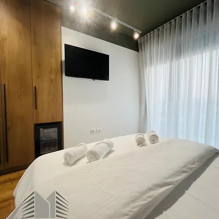 招待所 Alze - 地拉那