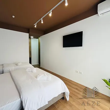 Alze - 3*